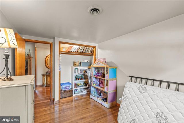 1021 HIGH ST, Hanover, PA 17331