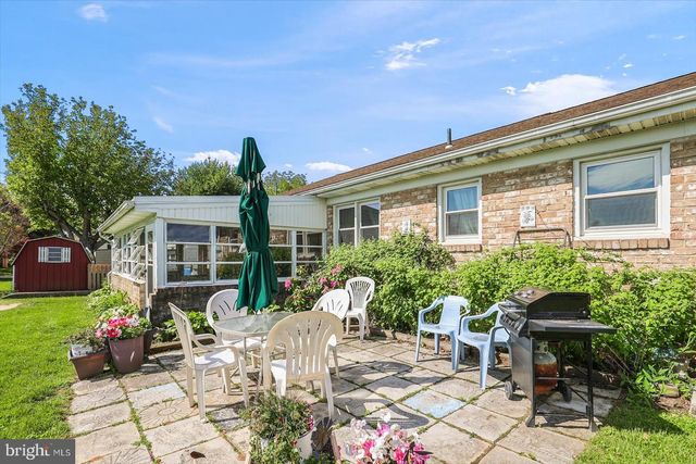 1021 HIGH ST, Hanover, PA 17331