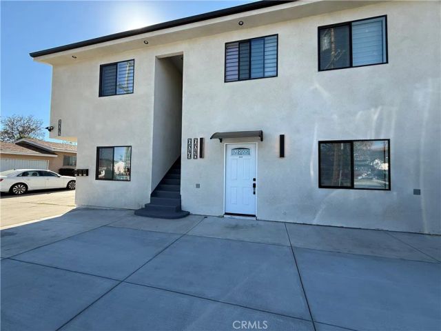 6545 Satsuma Avenue, North Hollywood, CA 91606