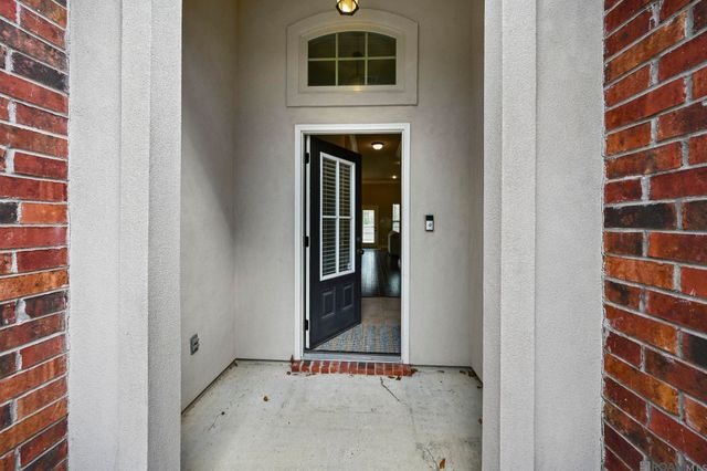 17475 Waterloo Dr, Baton Rouge, LA 70817