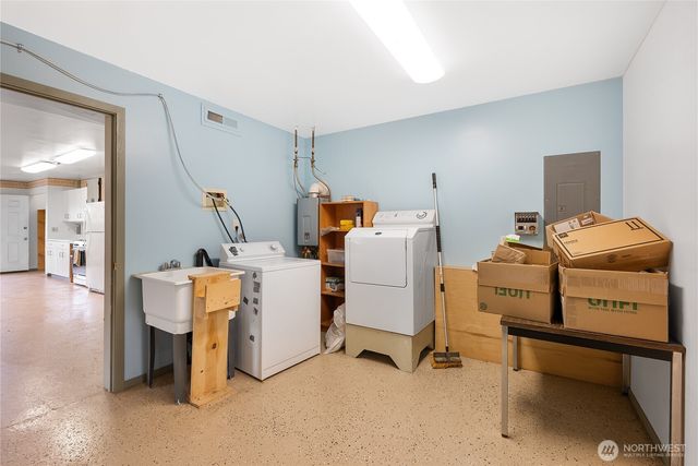 3960 Hoff Road, Bellingham, WA 98225