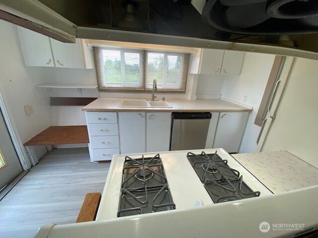 3960 Hoff Road, Bellingham, WA 98225