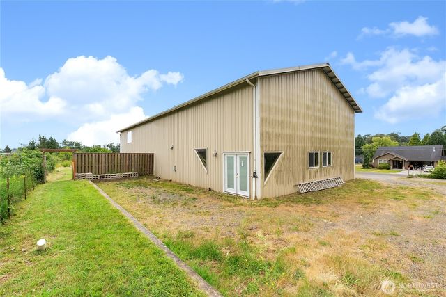 3960 Hoff Road, Bellingham, WA 98225