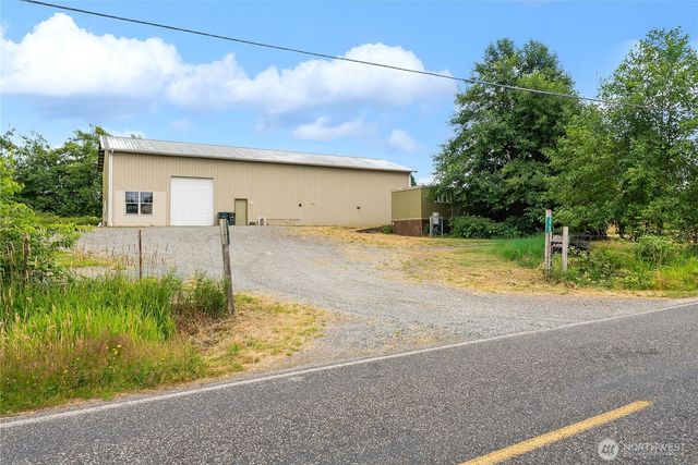3960 Hoff Road, Bellingham, WA 98225