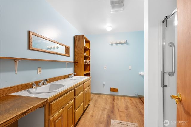 3960 Hoff Road, Bellingham, WA 98225