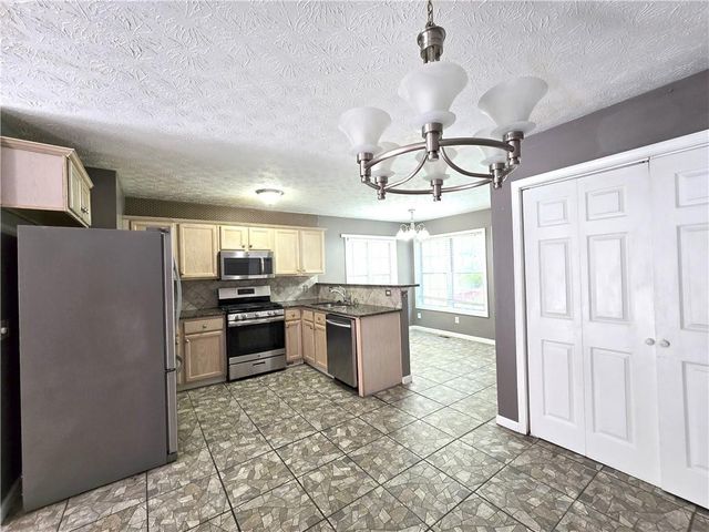 117 Davis Mill Court, Lawrenceville, GA 30044