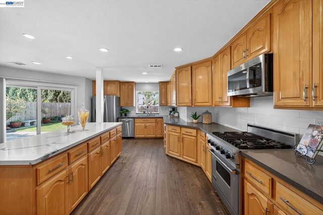 843 843 Jensen St, Livermore, CA 94550