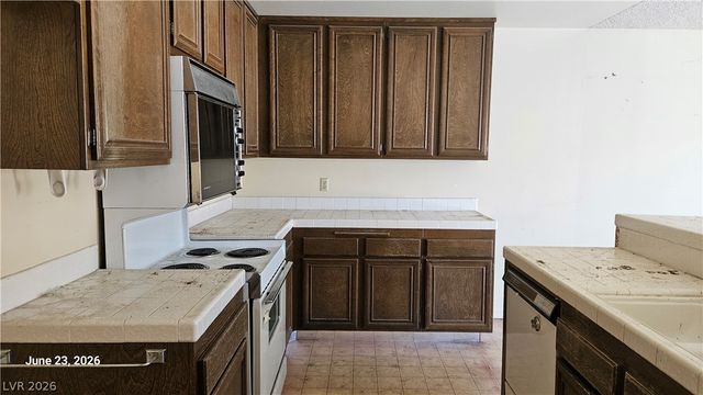 3333 China Drive, Las Vegas, NV 89121