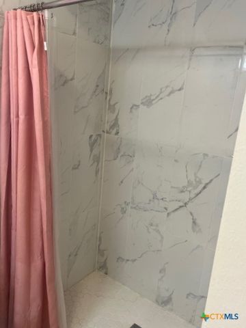 2603 W Main Street, Cameron, TX 76520