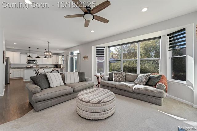 20330 Rambling Drive, Clinton Township, MI 48038