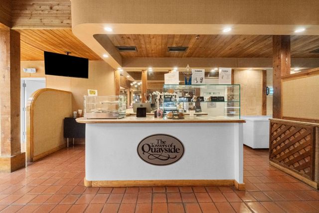 1000 Quayside Ter 1606, Miami, FL 33138