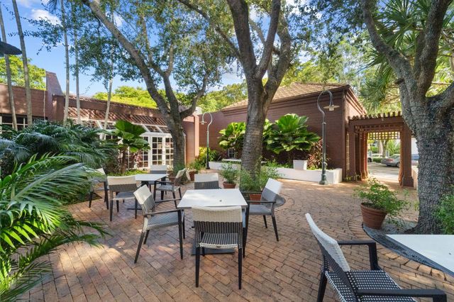 1000 Quayside Ter 1606, Miami, FL 33138