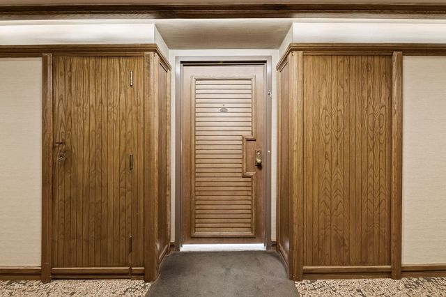 1000 Quayside Ter 1606, Miami, FL 33138