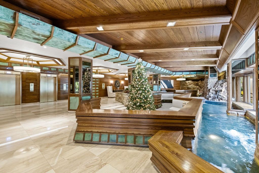 1000 Quayside Ter 1606, Miami, FL 33138