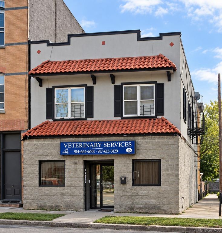 16 Mount Vernon Avenue storefront, Mount Vernon, NY 10550 — exterior