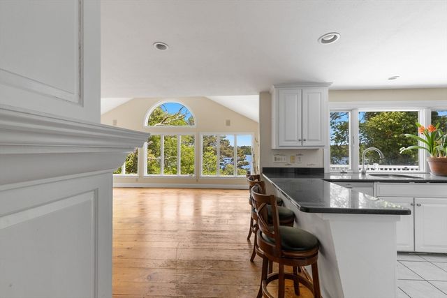 34 Featherbed Ln, Brewster, MA 02631