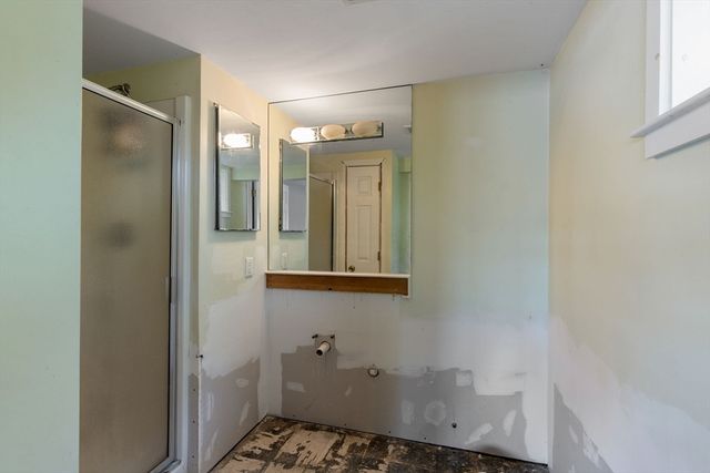 34 Featherbed Ln, Brewster, MA 02631