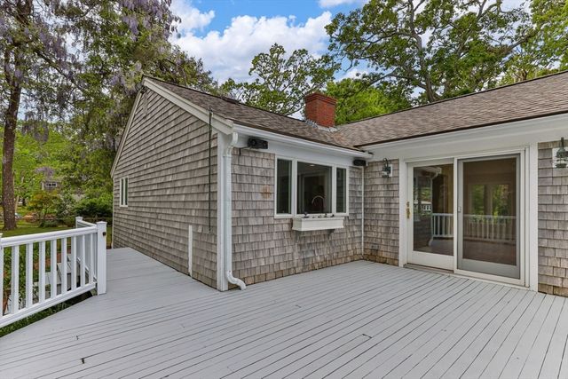 34 Featherbed Ln, Brewster, MA 02631