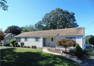 28 Lloyd Road, Waterford, CT 06385