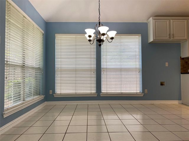 2016 Vintage Circle, Corinth, TX 76210