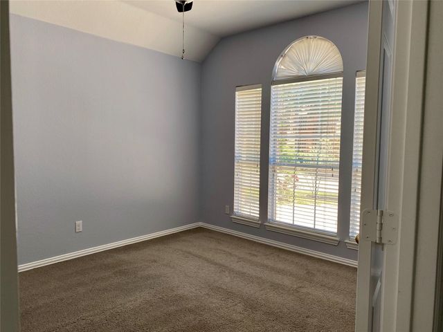 2016 Vintage Circle, Corinth, TX 76210