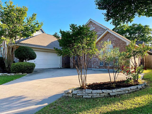 2016 Vintage Circle, Corinth, TX 76210
