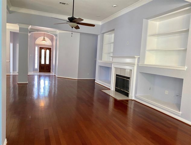 2016 Vintage Circle, Corinth, TX 76210