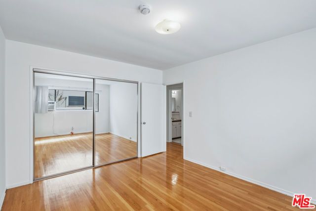 1058 S Wooster Street 3, Los Angeles, CA 90035