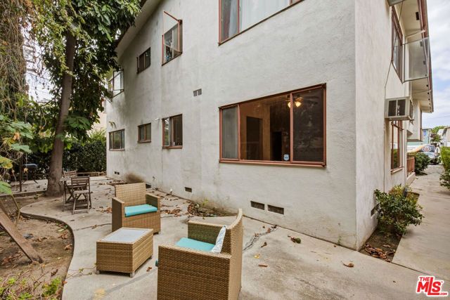 1058 S Wooster Street 3, Los Angeles, CA 90035