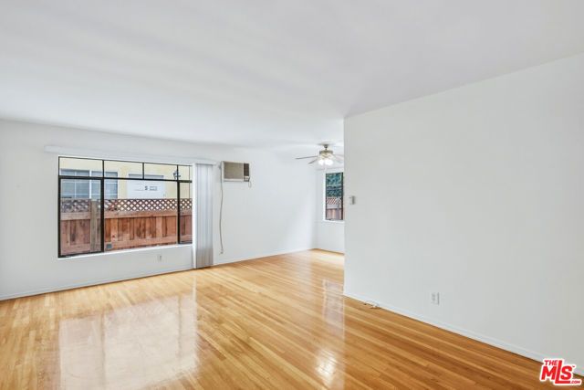 1058 S Wooster Street 3, Los Angeles, CA 90035