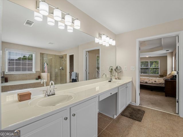 4564 Austin Hills Drive, Suwanee, GA 30024