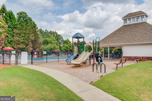 4564 Austin Hills Drive, Suwanee, GA 30024