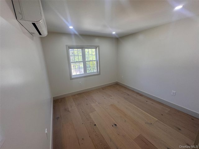 2034 Colden Ave, Bronx, NY 10462