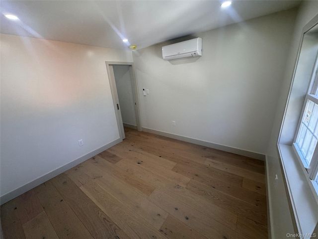 2034 Colden Ave, Bronx, NY 10462