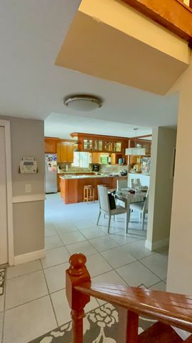 4051 PALM BAY Circle D, West Palm Beach, FL 33406