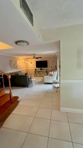 4051 PALM BAY Circle D, West Palm Beach, FL 33406