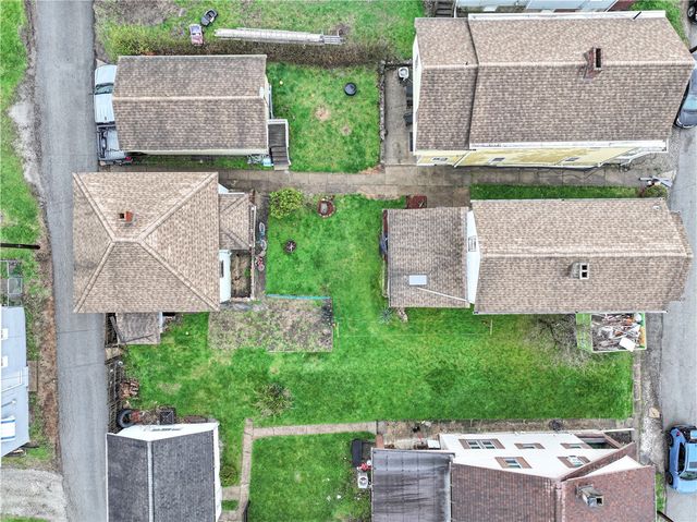 513 Catherine St, South Greensburg Boro, PA 15601