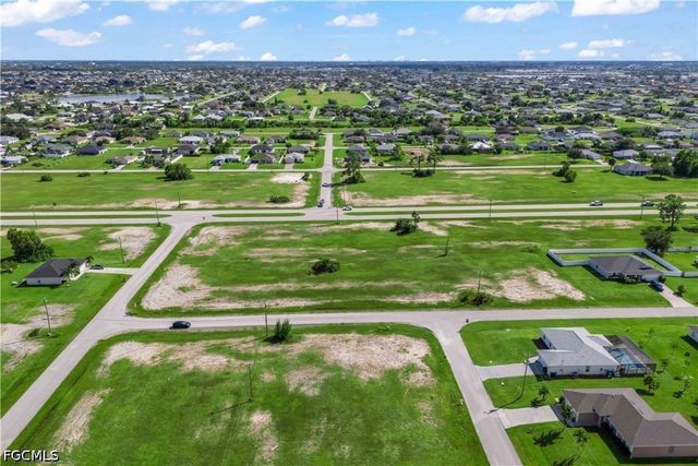 510 NW 16th TER, Cape Coral, FL 33993