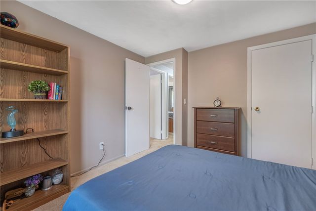 7042 Cliffstone Drive, Huber Heights, OH 45424