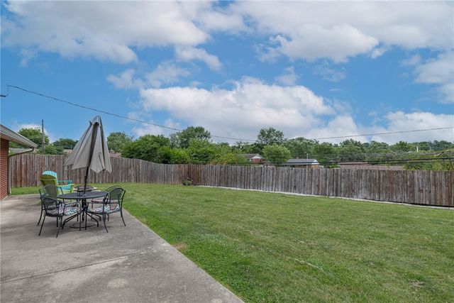 7042 Cliffstone Drive, Huber Heights, OH 45424