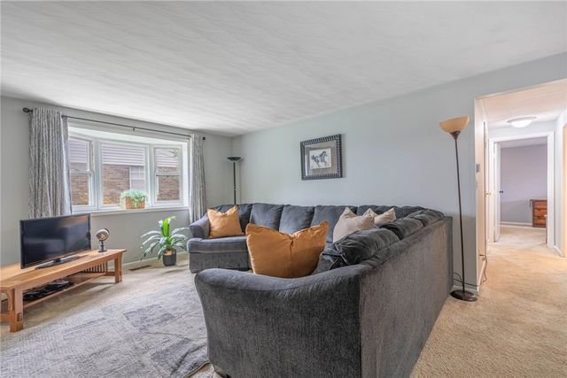 7042 Cliffstone Drive, Huber Heights, OH 45424