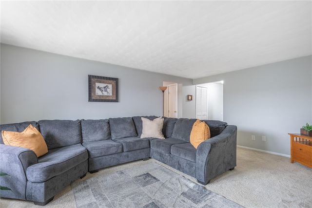 7042 Cliffstone Drive, Huber Heights, OH 45424