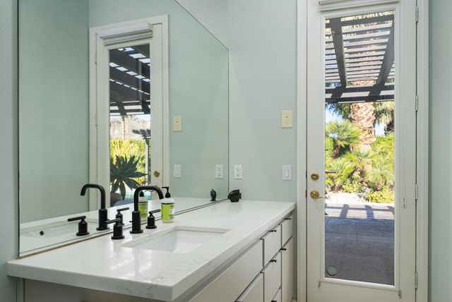 38760 Maracaibo Circle, Palm Springs, CA 92264