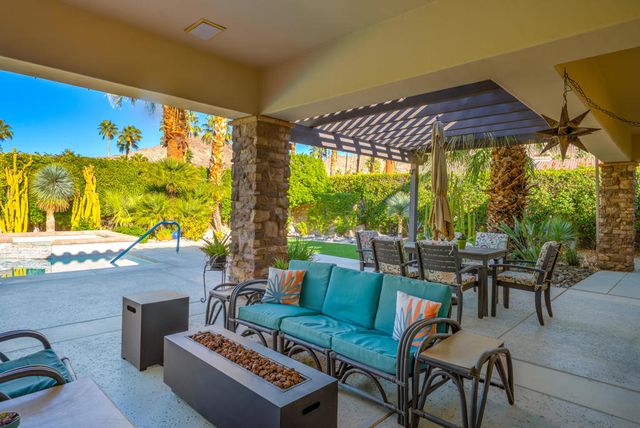 38760 Maracaibo Circle, Palm Springs, CA 92264