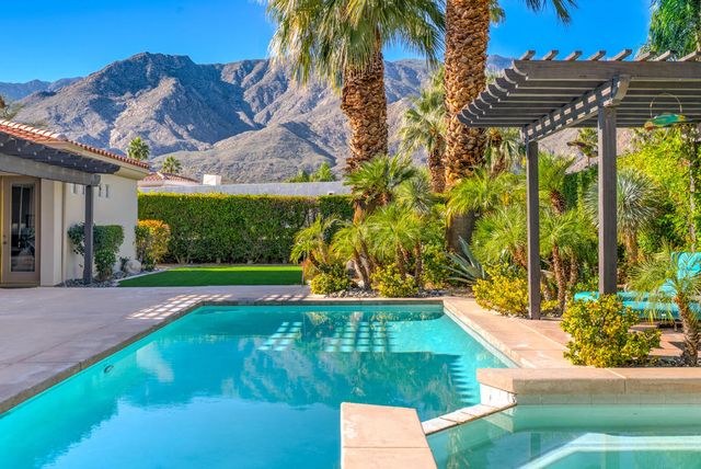 38760 Maracaibo Circle, Palm Springs, CA 92264