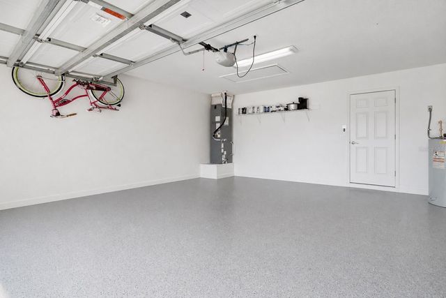 23905 NARROWLEAF COURT, Leesburg, FL 34748