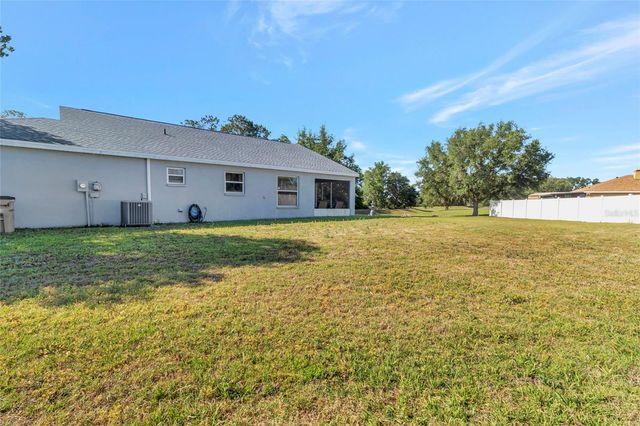 23905 NARROWLEAF COURT, Leesburg, FL 34748