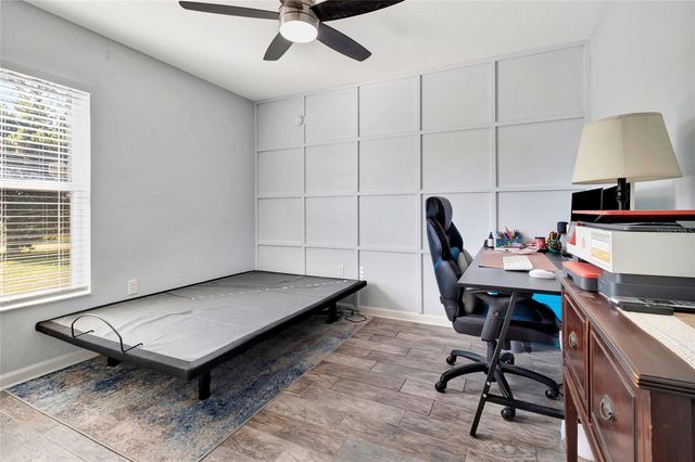 23905 NARROWLEAF COURT, Leesburg, FL 34748