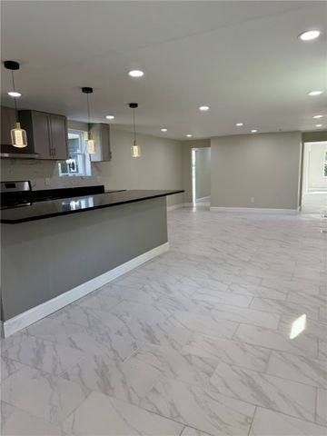 27 North Washington Avenue, Oxford, NY 13830