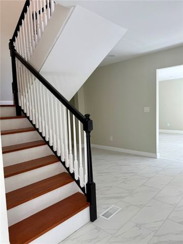 27 North Washington Avenue, Oxford, NY 13830